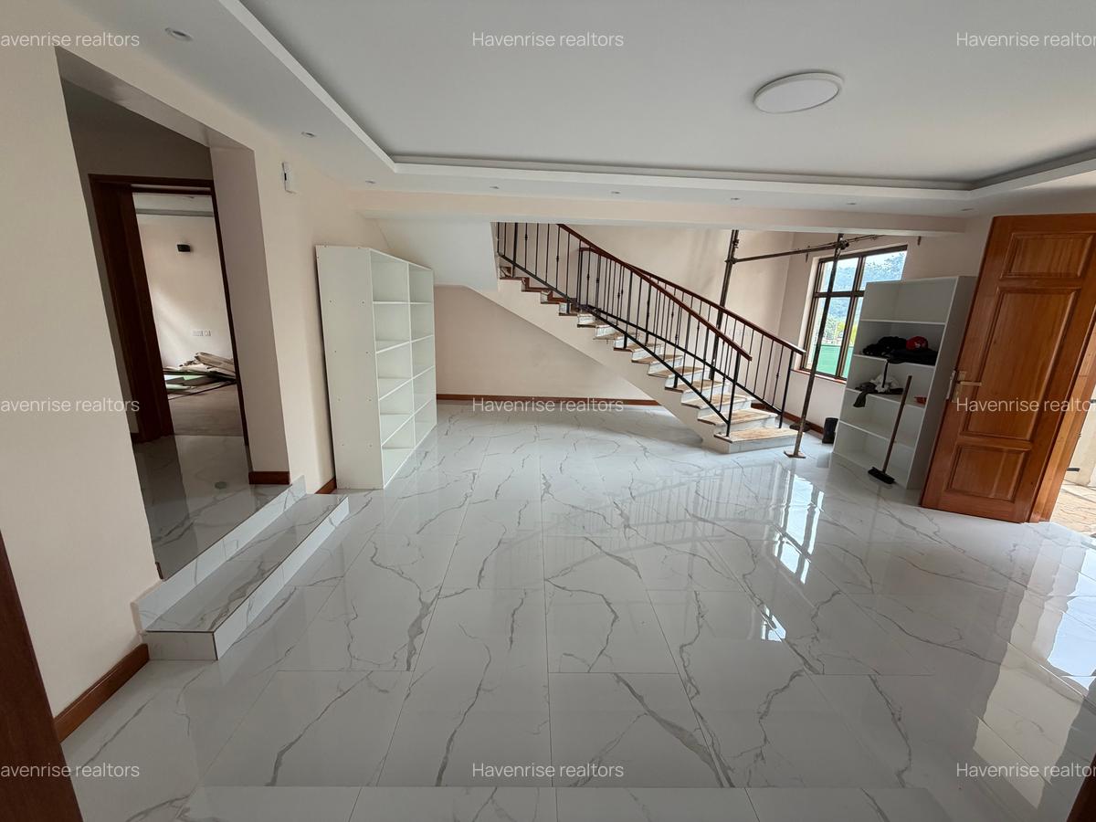 4 Bed House at Rosslyn - 7