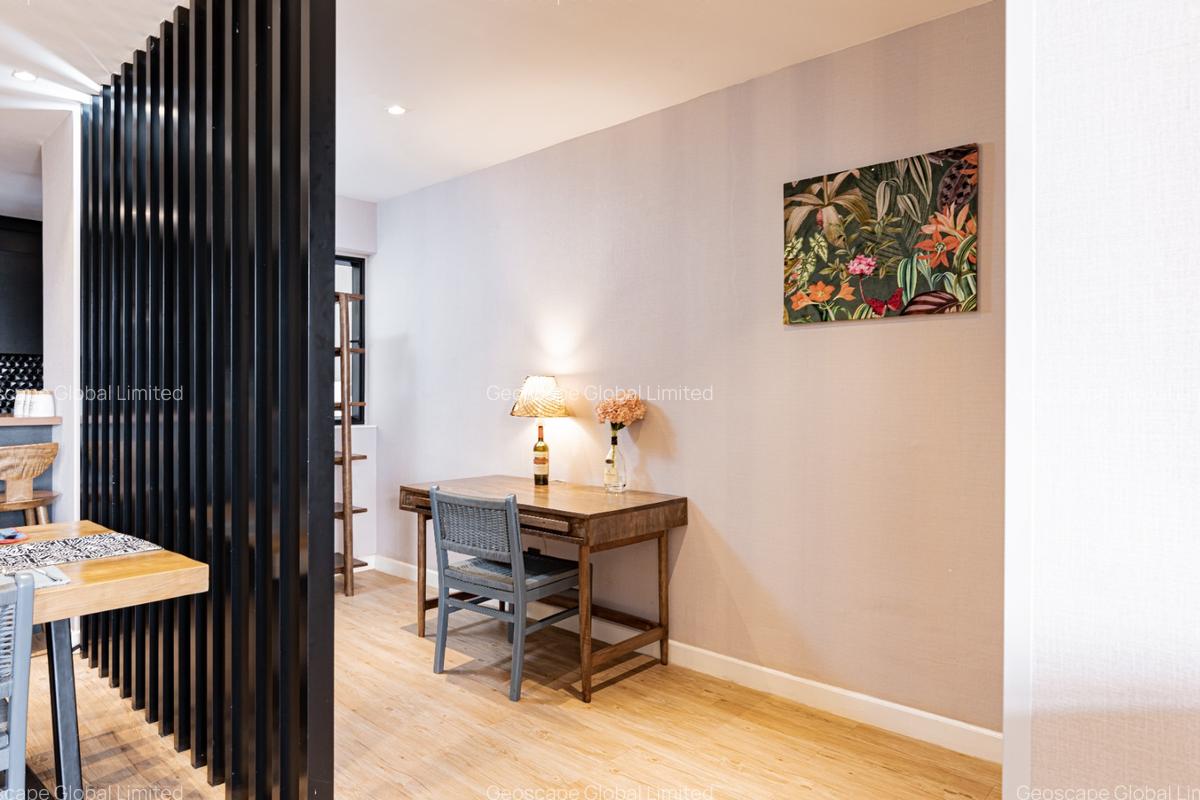 2 Bed Apartment with En Suite in Brookside - 11