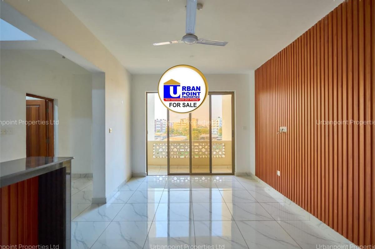 1 Bed Apartment with En Suite in Bamburi - 4