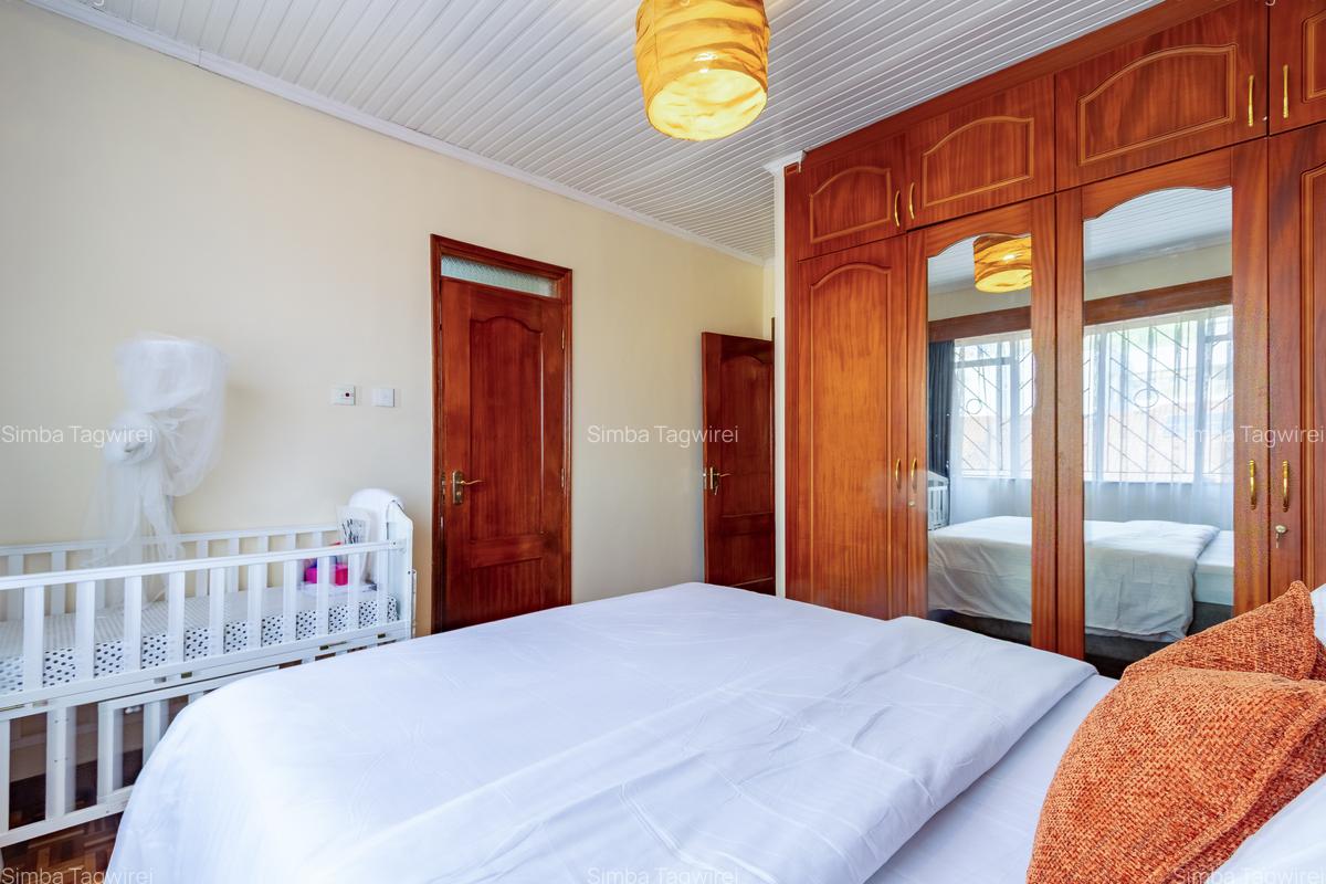 Serviced 3 Bed Apartment with En Suite at Durham Road - 16