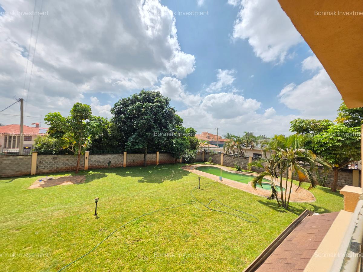 5 Bed House with En Suite at Old Runda - 8
