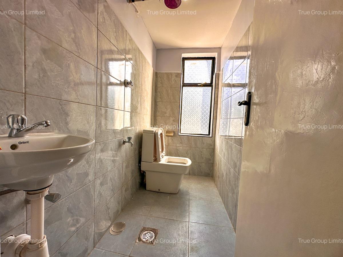 4 Bed Townhouse with En Suite at Mukenya Court - 12