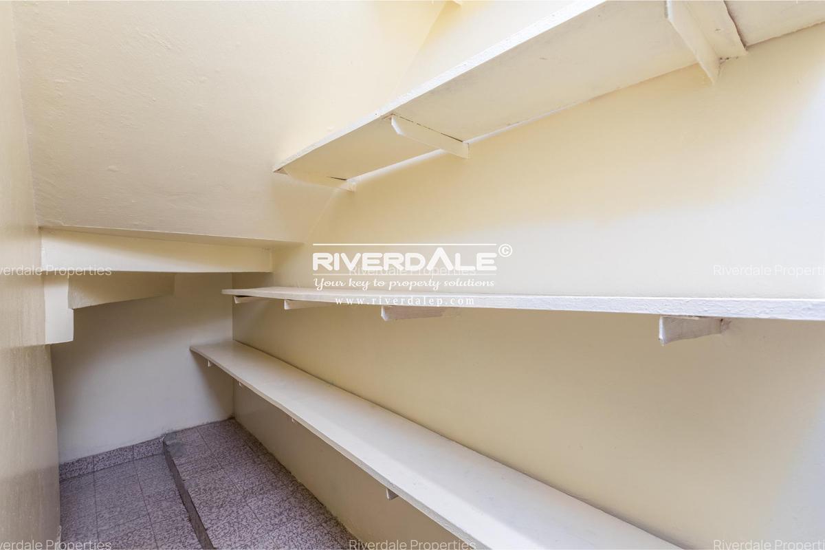 3 Bed Townhouse with En Suite in Parklands - 3