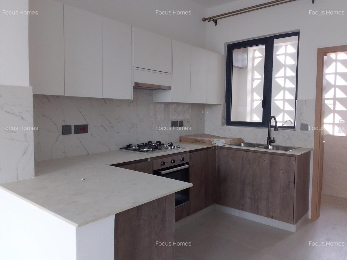 2 Bed Apartment with En Suite in Westlands Area - 9