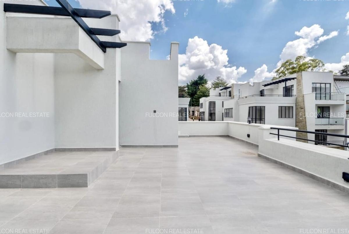 5 Bed Villa with En Suite in Lavington - 17