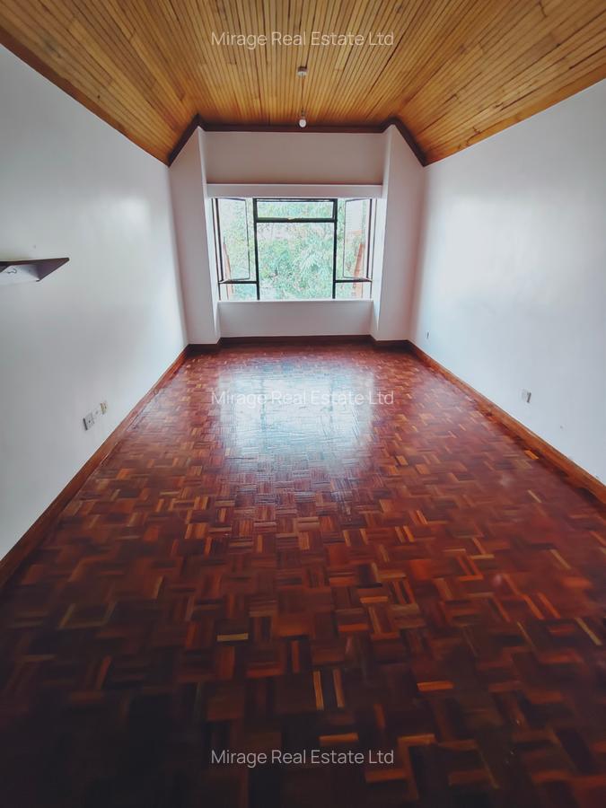 4 Bed Apartment with Swimming Pool in Kilimani - 12