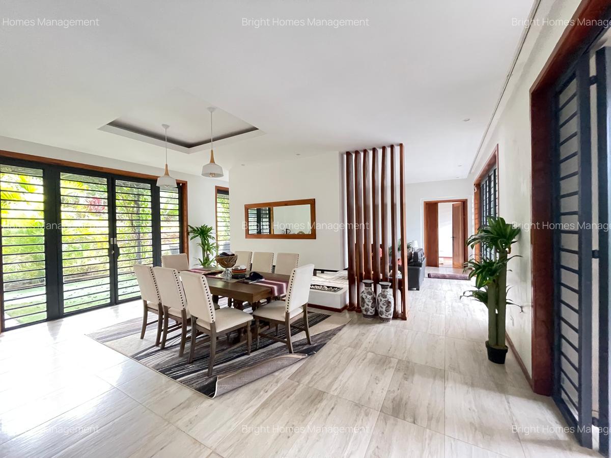 3 Bed House with En Suite in Rosslyn - 11