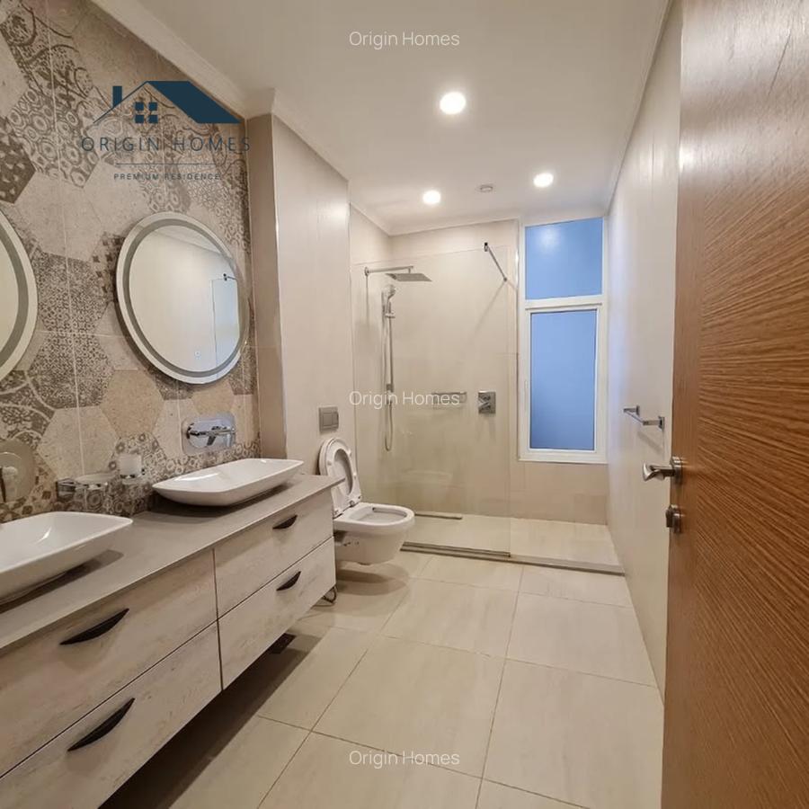 3 Bed Apartment with En Suite at Parklands - 11