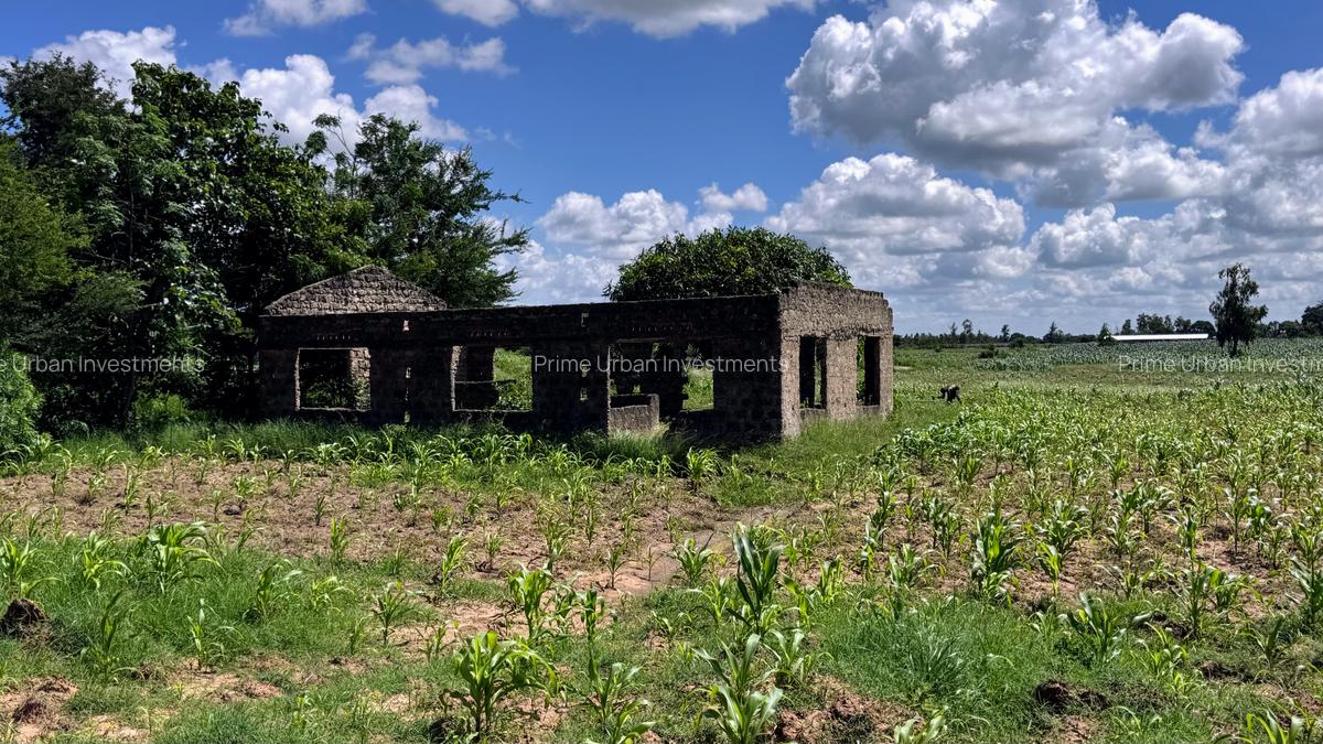 505 m² Land at Mavueni - 3