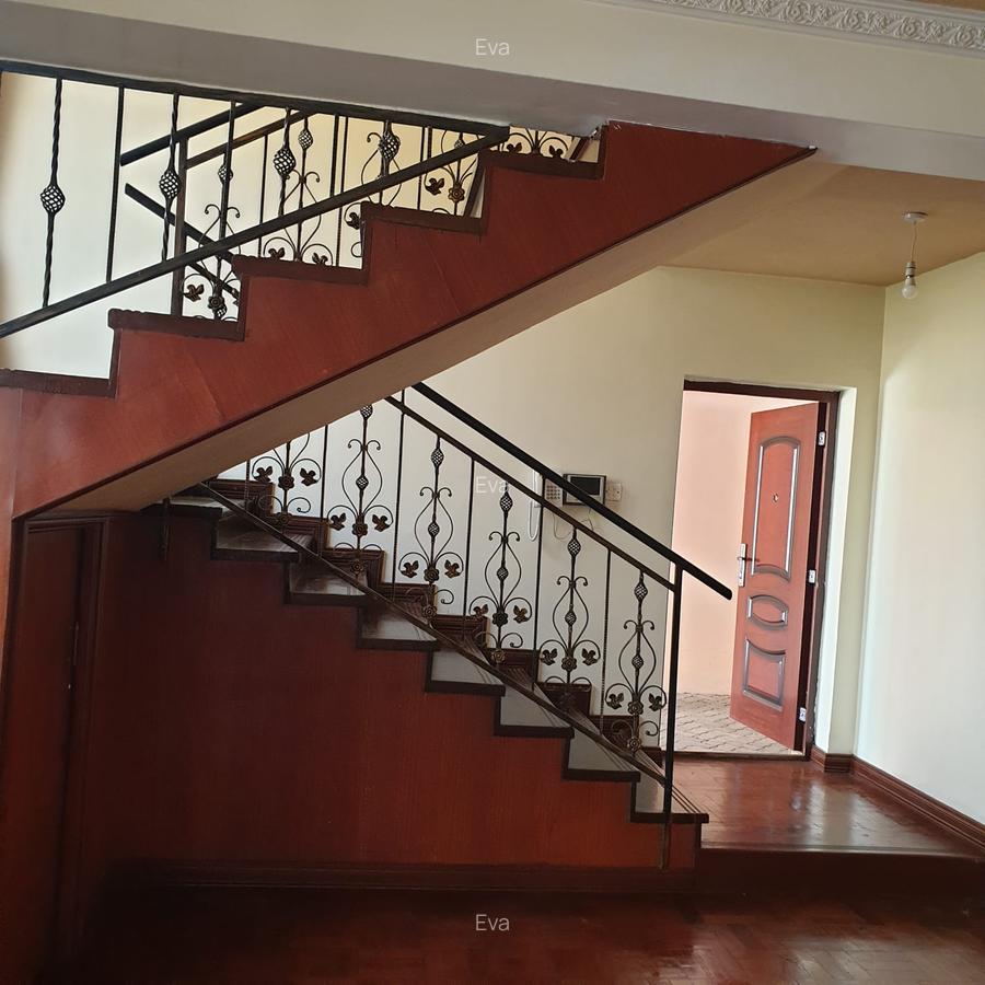 5 Bed Villa with En Suite at Gitanga Road - 4