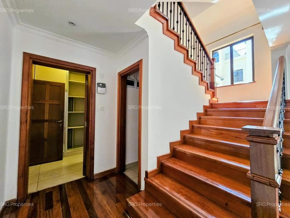 5 Bed Apartment with En Suite in Kileleshwa - 9