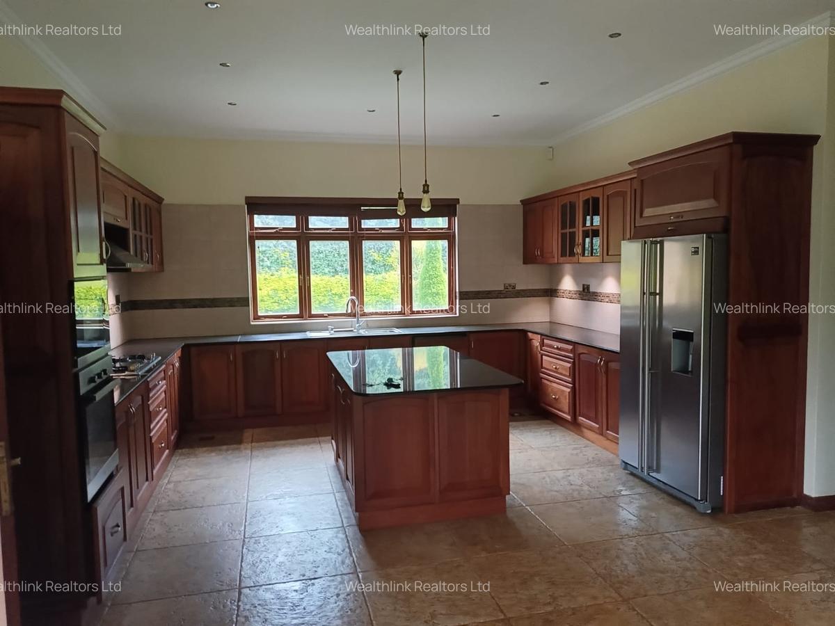 5 Bed Townhouse with En Suite at Karen - 6