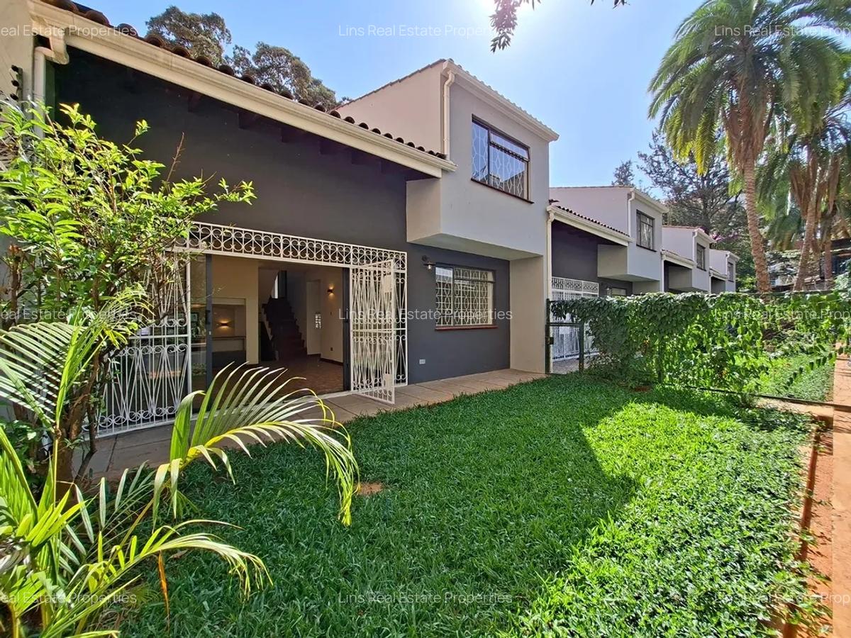 4 Bed Townhouse with En Suite in Westlands Area - 1