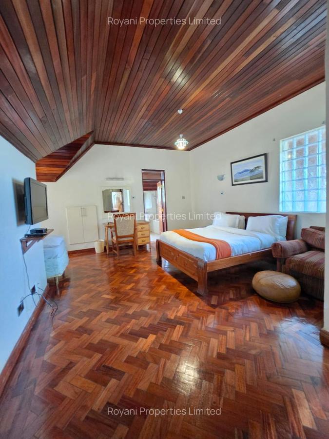 6 Bed House with En Suite in Gigiri - 7