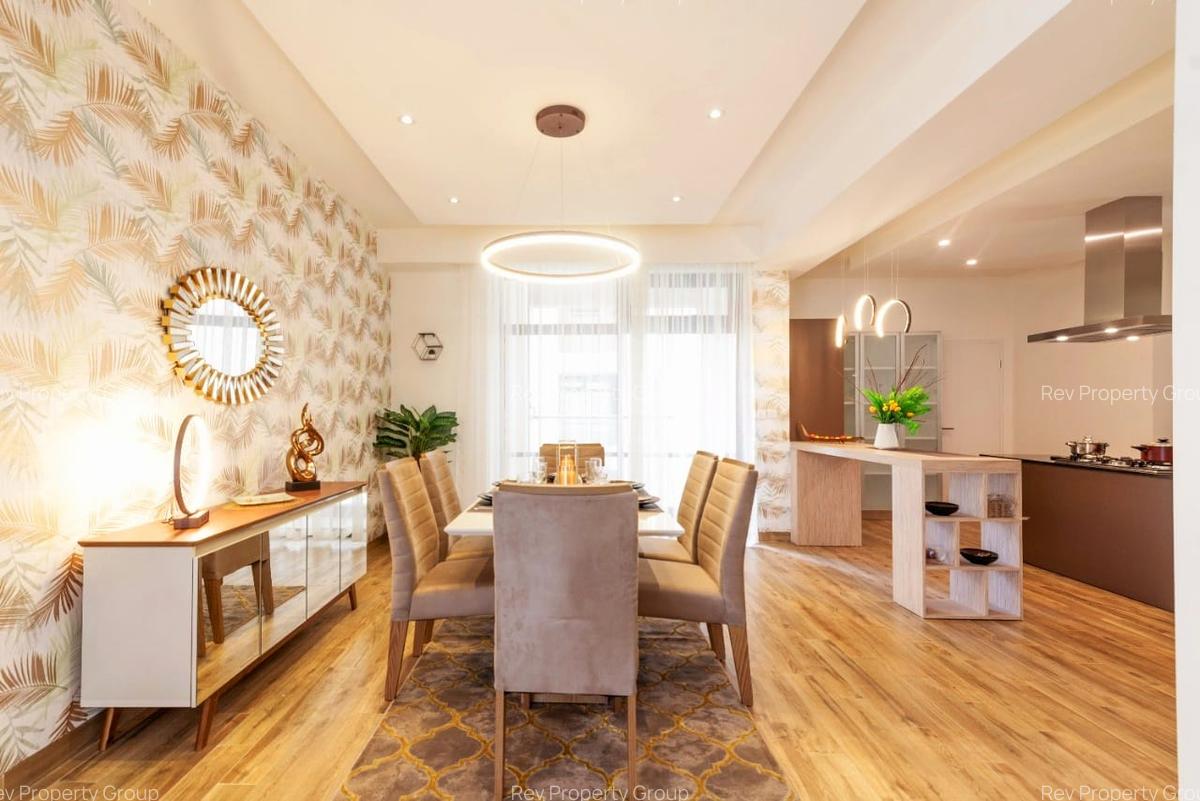 3 Bed Apartment with En Suite in Riverside - 3
