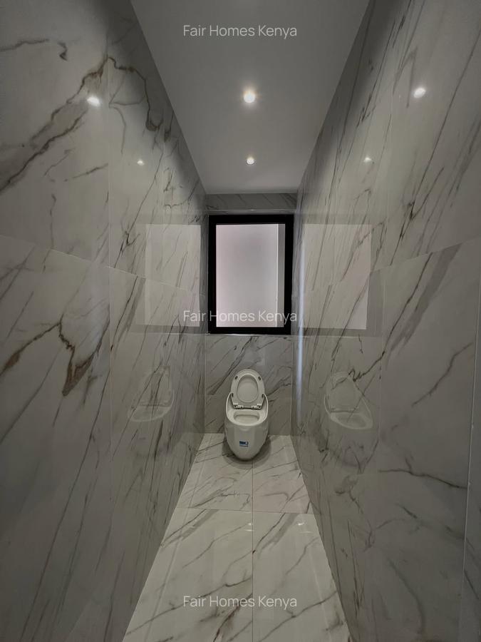5 Bed Townhouse with En Suite at Lavington Green - 6