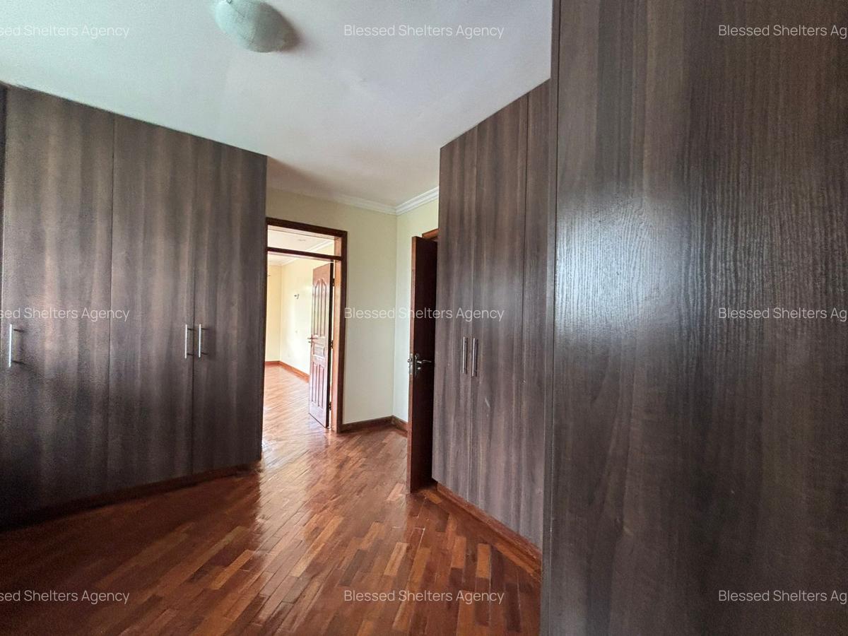 4 Bed Villa with En Suite in Kiambu Road - 11