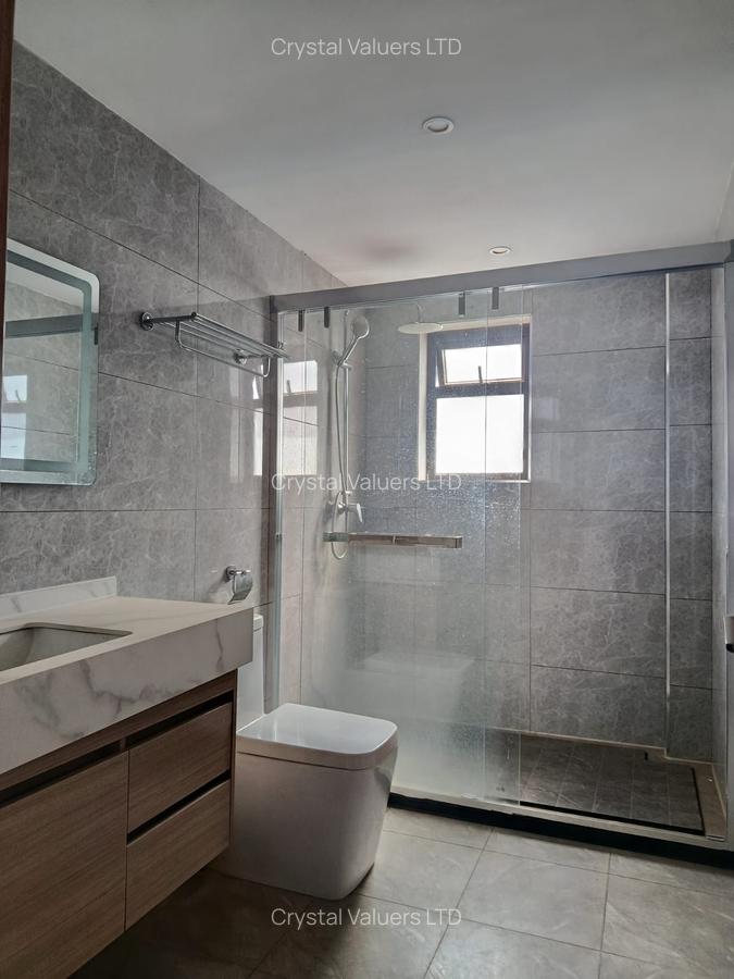 3 Bed Apartment with En Suite in Riverside - 9