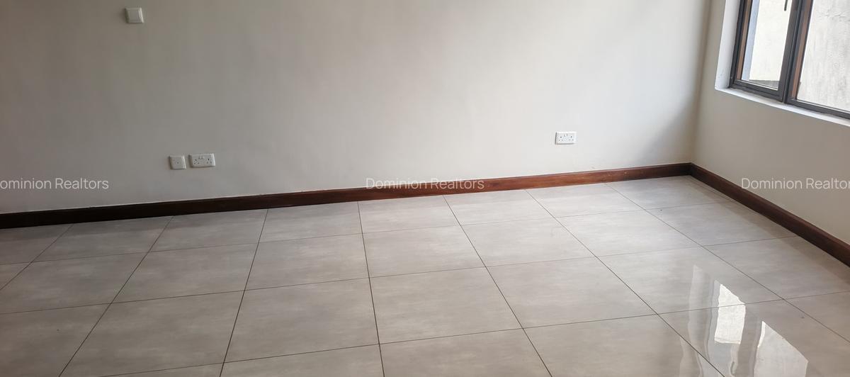 4 Bed Apartment with En Suite in Westlands Area - 20