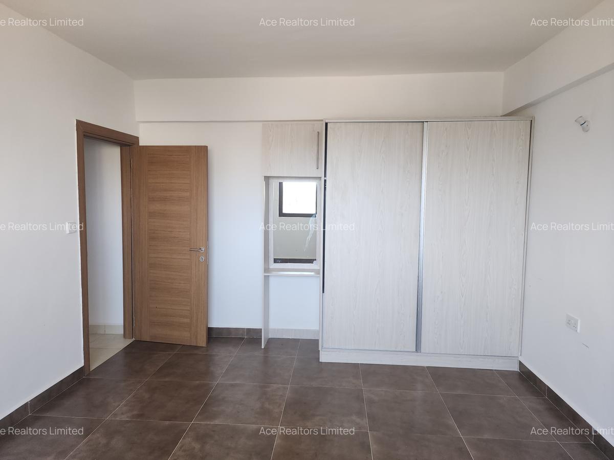 3 Bed Apartment with En Suite at Lantana Road - 11