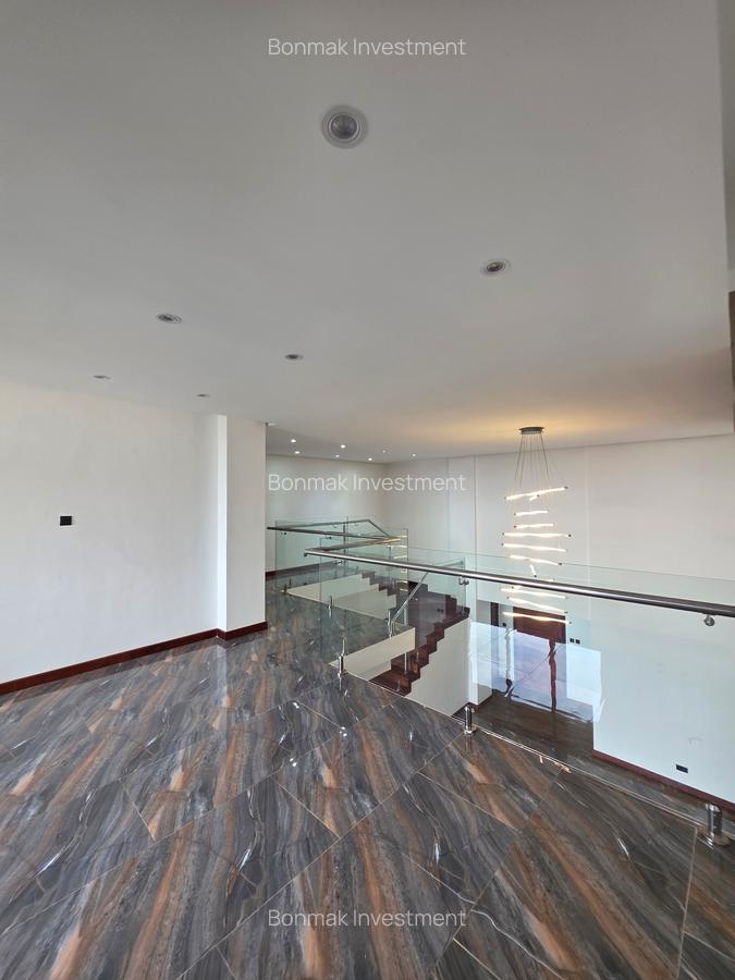 4 Bed Apartment with En Suite at General Mathenge - 18