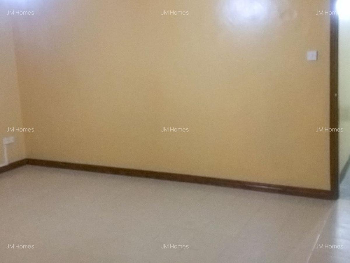 1 Bed Apartment with En Suite at Fair Acres Road - 7