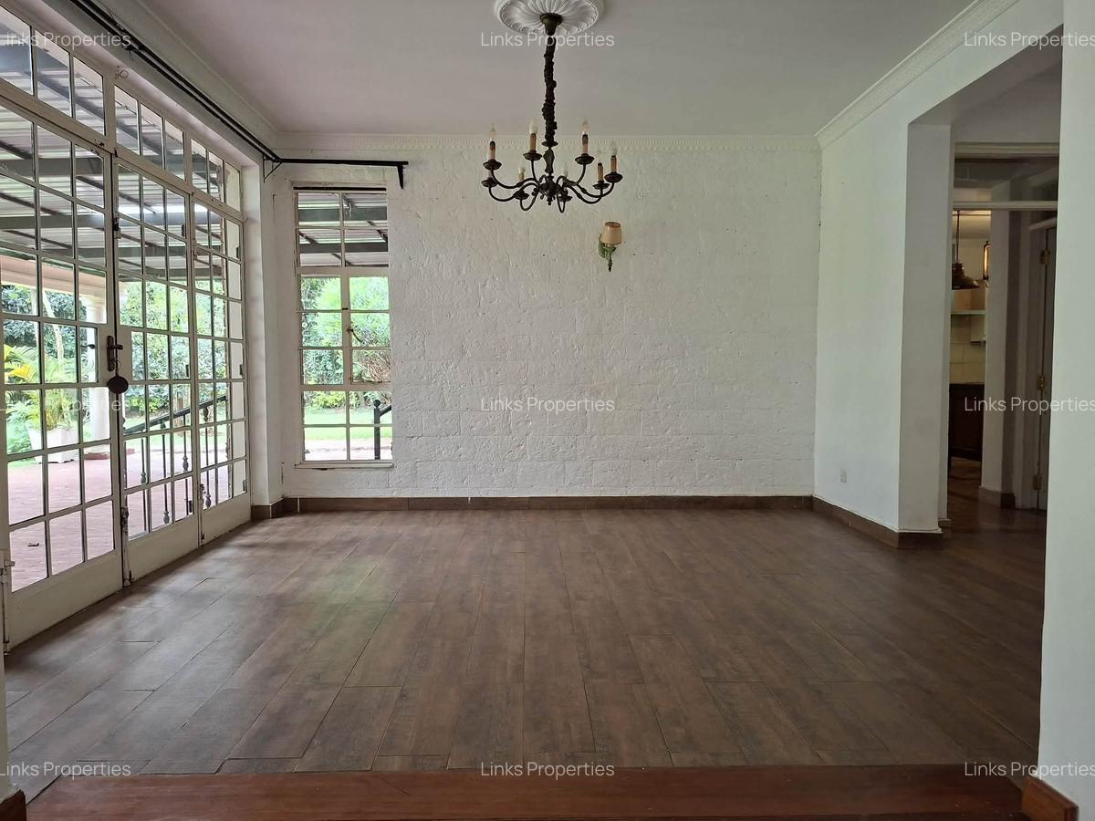 5 Bed Townhouse with En Suite at Karen - 6