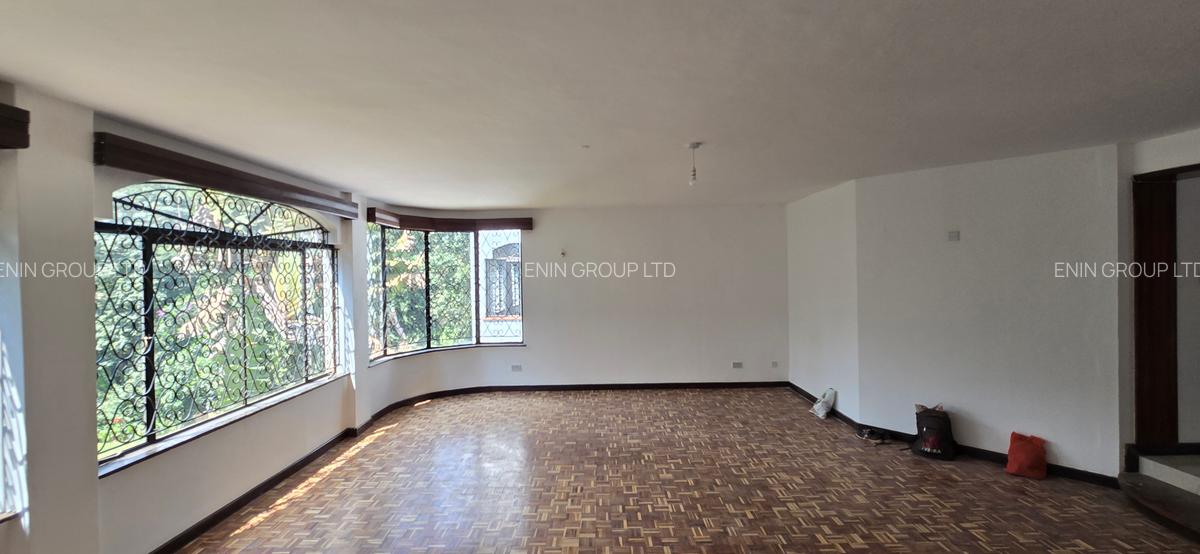 5 Bed Townhouse with En Suite at Nyari Central - 5