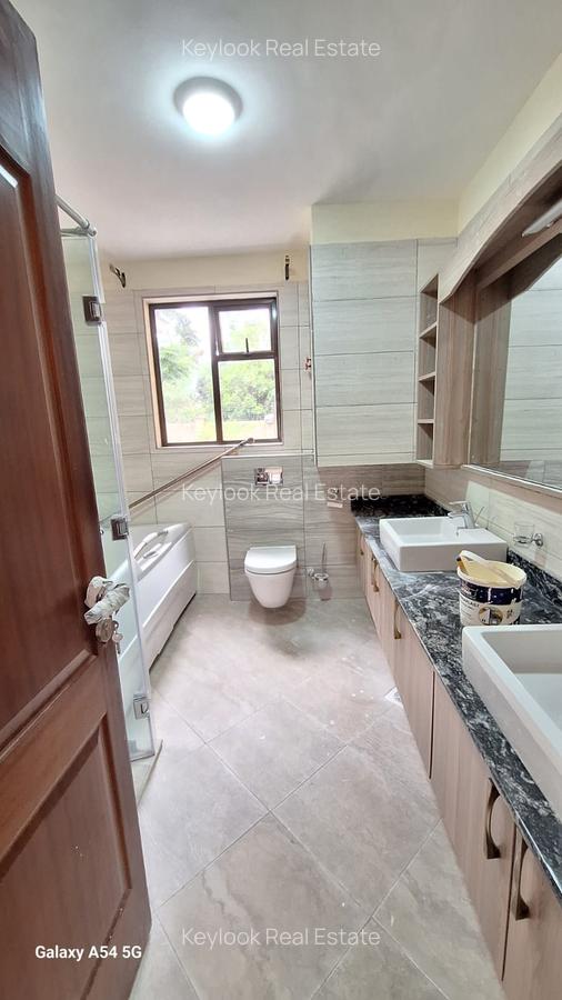 5 Bed Townhouse with En Suite at Lavington Green - 6