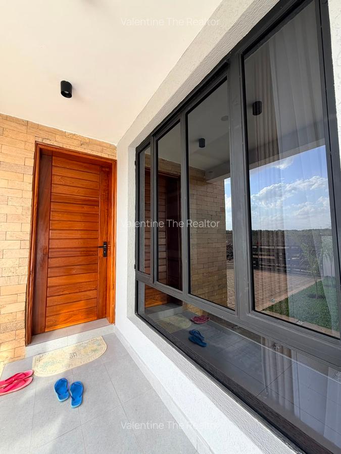 4 Bed House with En Suite in Kamakis - 3