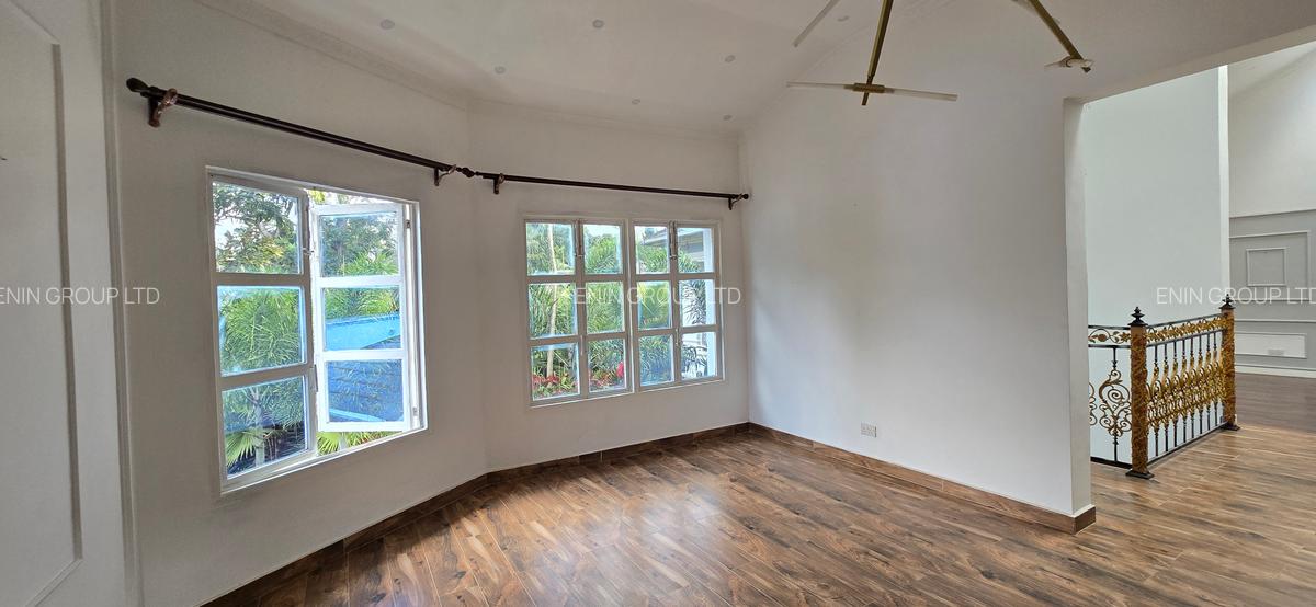 5 Bed House with En Suite at Runda - 16