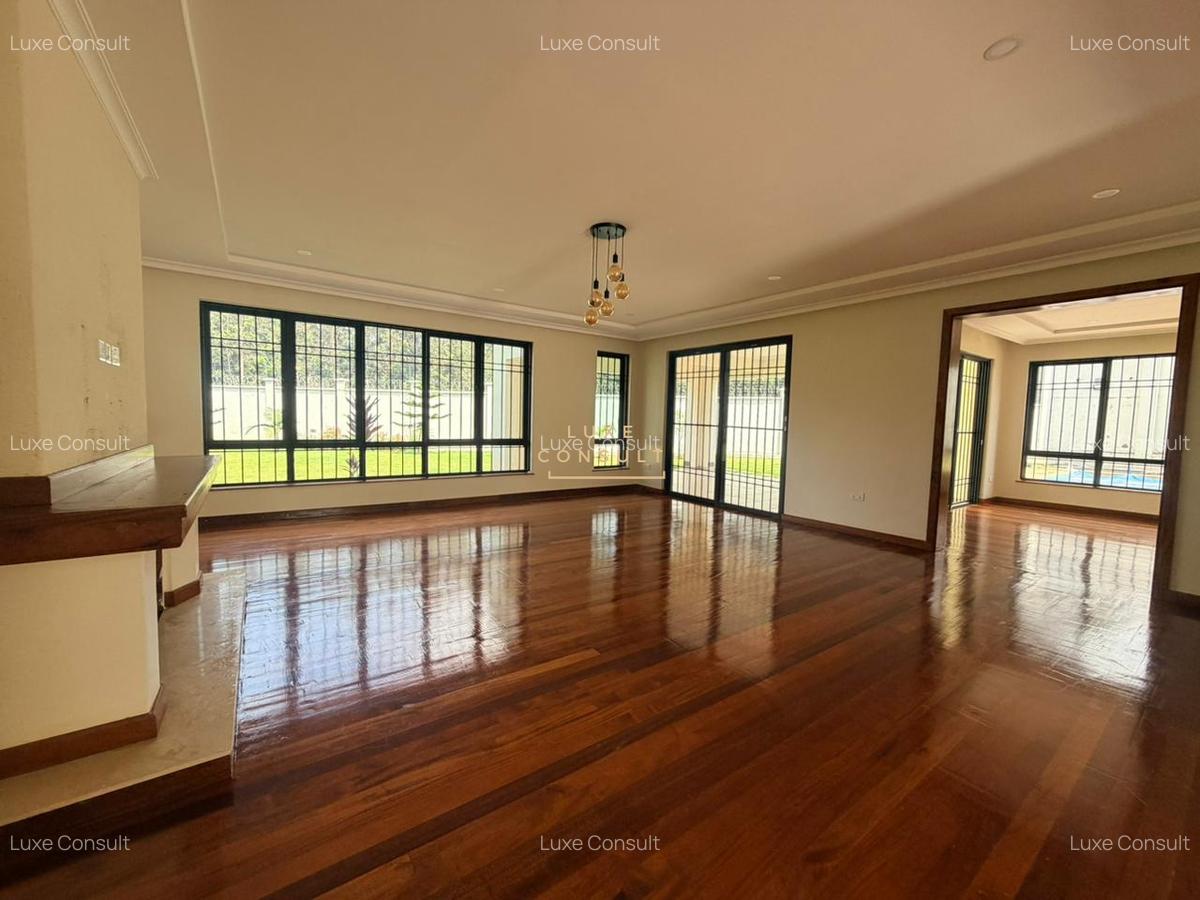 6 Bed House with En Suite in Loresho - 4