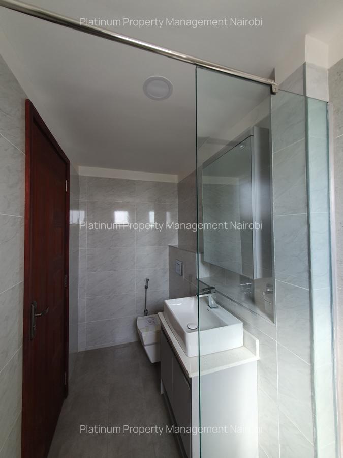 3 Bed Apartment with En Suite in Parklands - 14