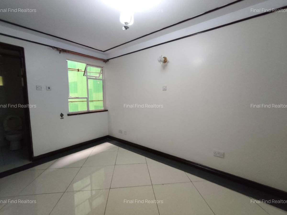 2 Bed Apartment with En Suite in Westlands Area - 5