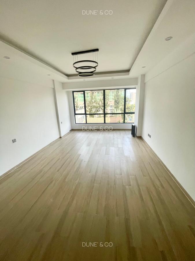Serviced 2 Bed Apartment with En Suite in Westlands Area - 7