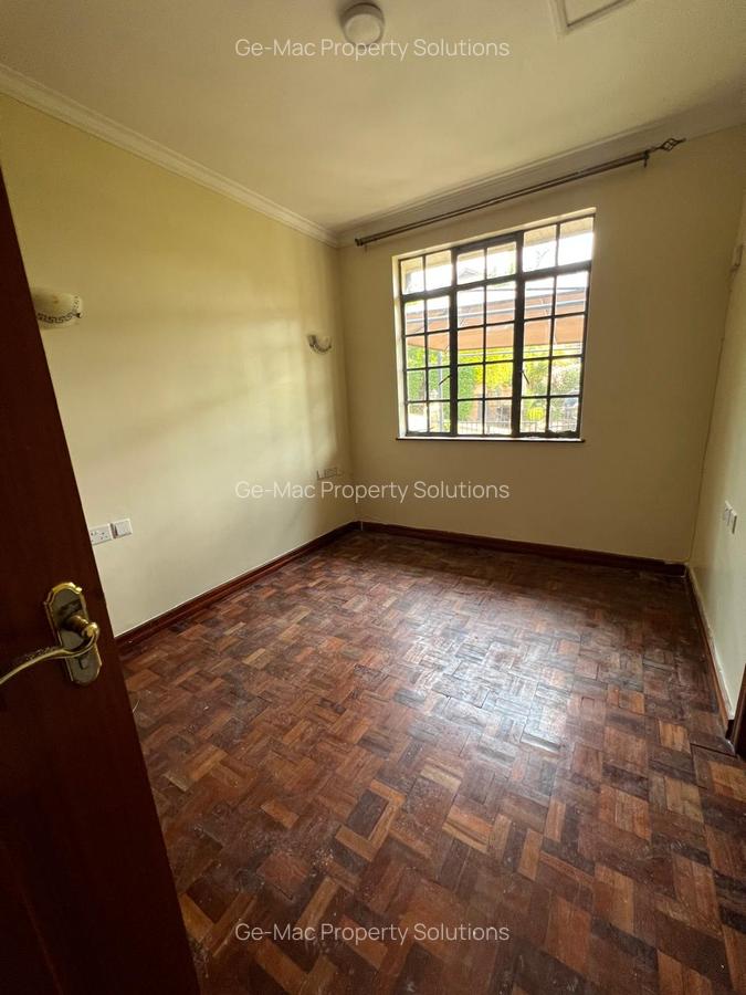 4 Bed House with En Suite in Loresho - 6