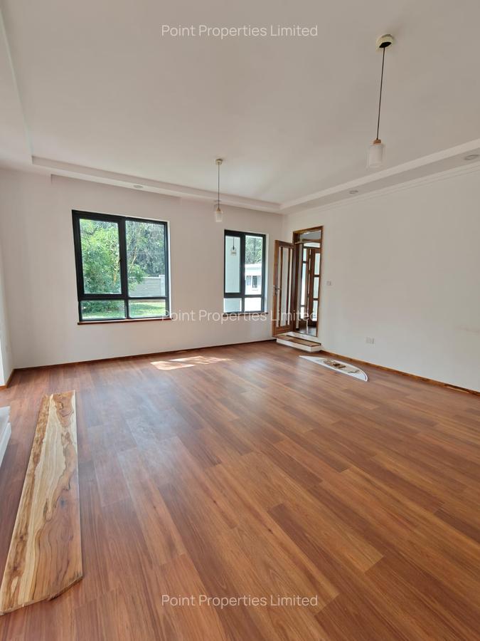 9 Bed Villa with En Suite in Karen - 4