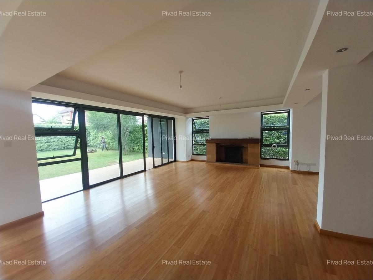 4 Bed House with Garden in Garden Estate - 15