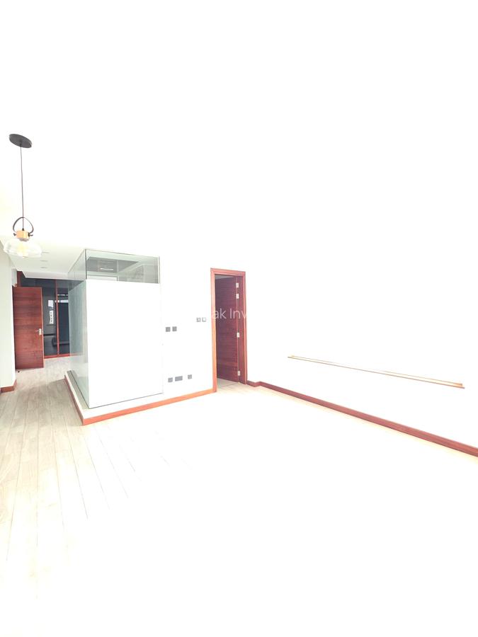 4 Bed Apartment with En Suite at General Mathenge - 12