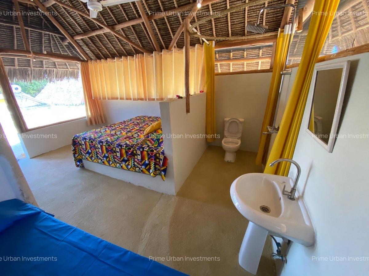Furnished Commercial Property with Service Charge Included at Funzi Island - 3