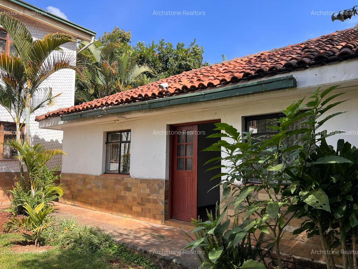 2 Bed House with En Suite in Runda - 1