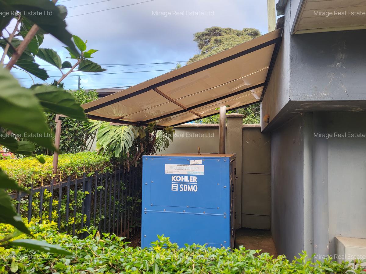 5 Bed Villa with En Suite in Lavington - 15