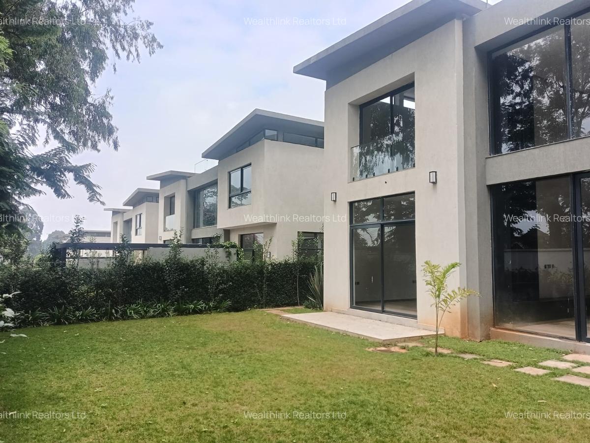 4 Bed Townhouse with En Suite at Runda - 12