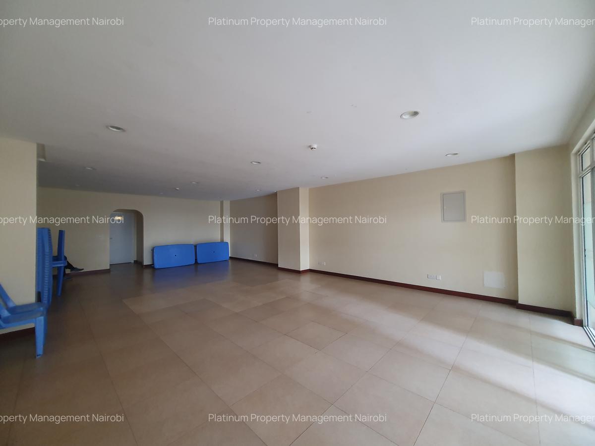 2 Bed Apartment with En Suite at Second Parklands - 17