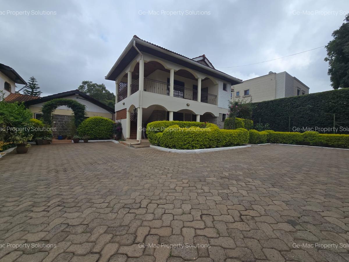 Furnished 2 Bed Apartment with En Suite in Nyari - 2