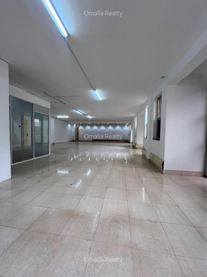 4,000 ft² Commercial Property with Service Charge Included in Westlands Area - 1