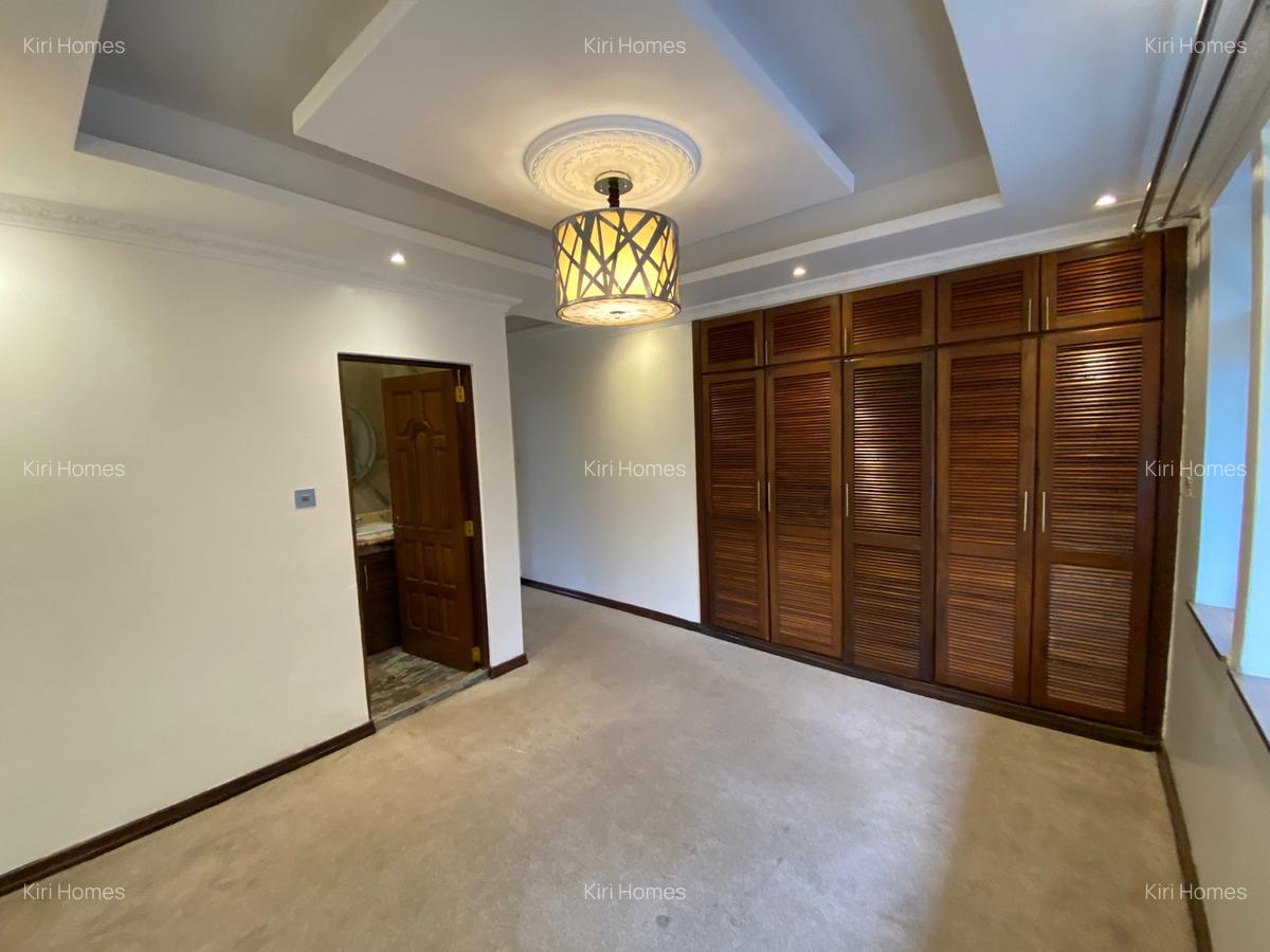 4 Bed Townhouse with En Suite in Runda - 12