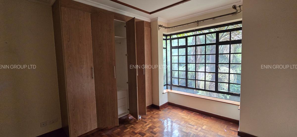4 Bed Townhouse with En Suite at Off James Gichuru - 10