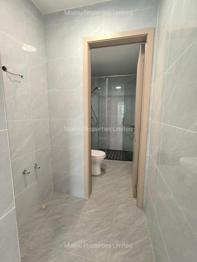 1 Bed Apartment with En Suite at Argwings Kodhek Road - 8