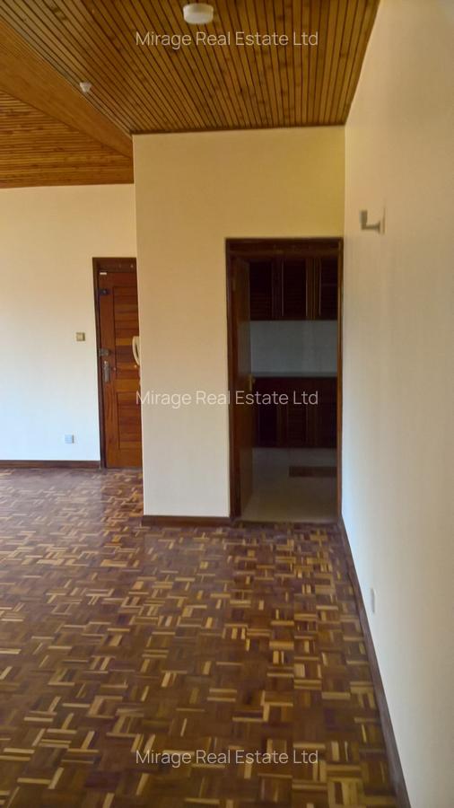 Commercial Property with Service Charge Included in Hurlingham - 2